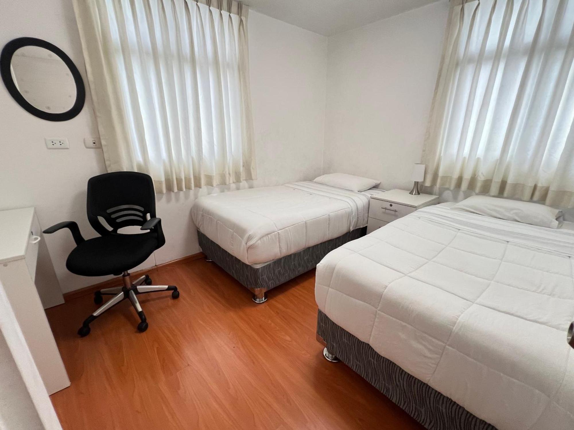 Downtown Lima Apt With May Promo Book & Save Big Exterior photo