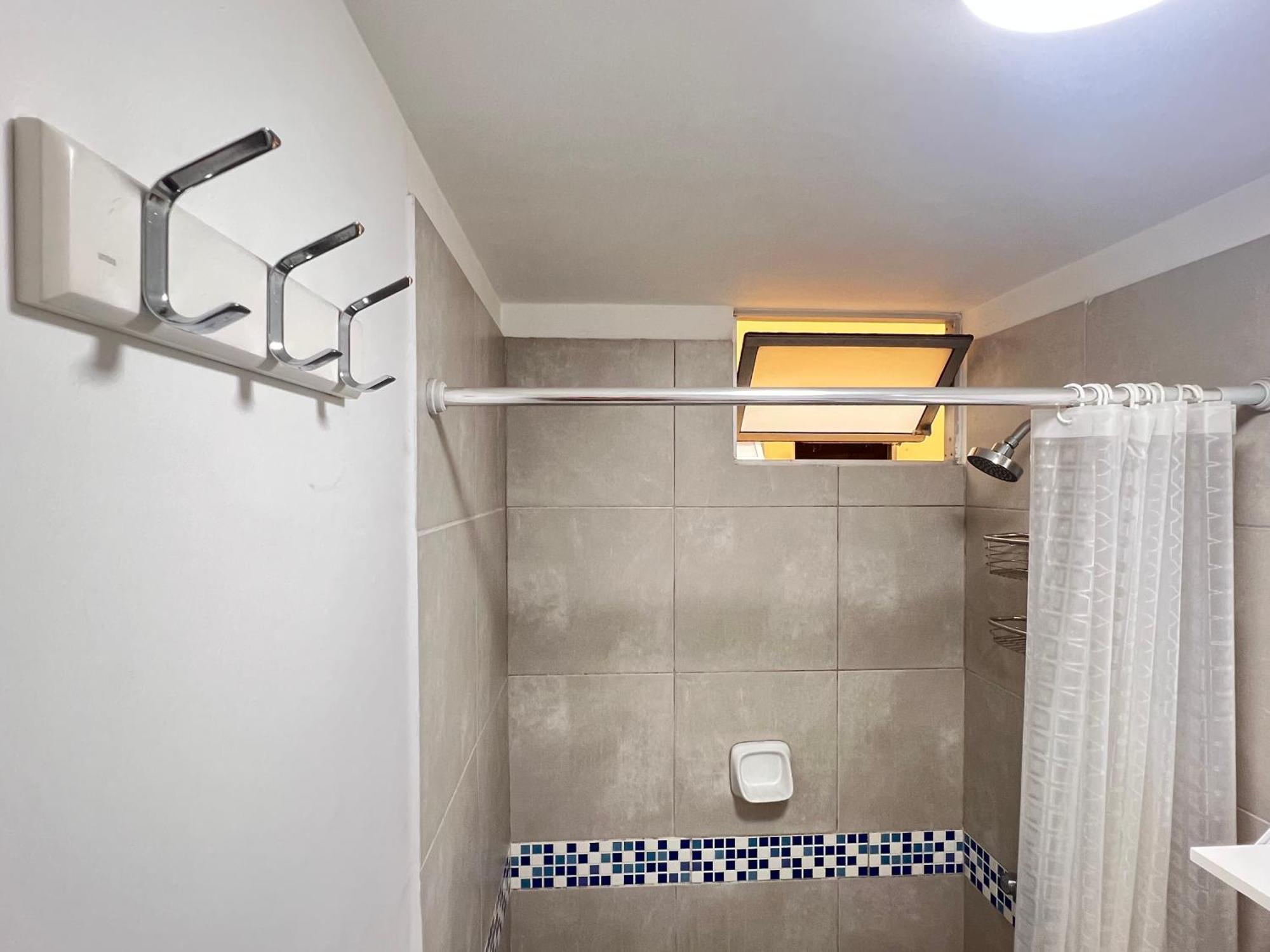 Downtown Lima Apt With May Promo Book & Save Big Exterior photo