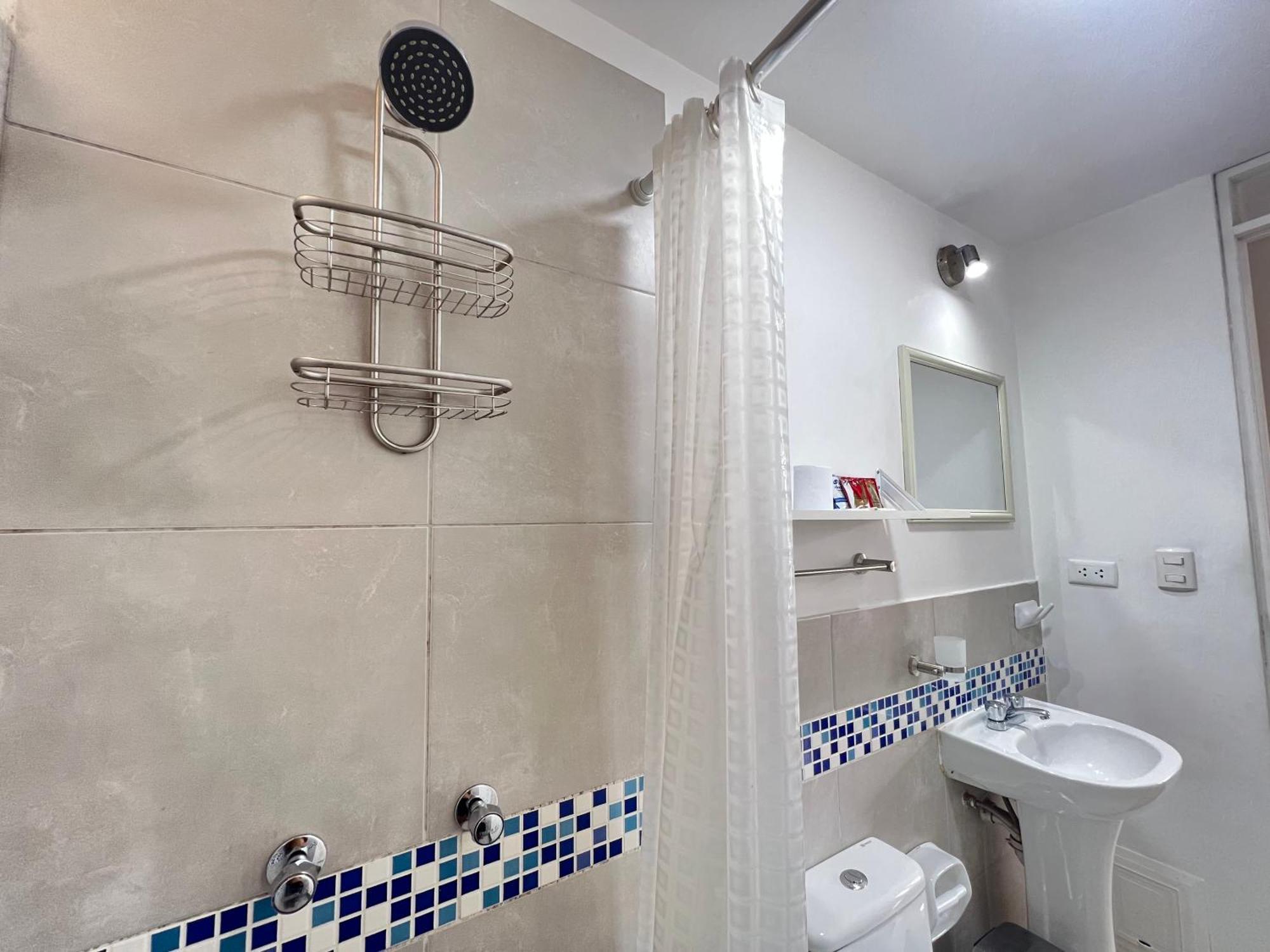 Downtown Lima Apt With May Promo Book & Save Big Exterior photo